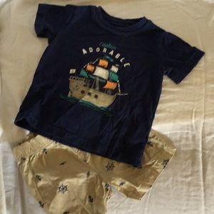 Carter’s short set.     #024